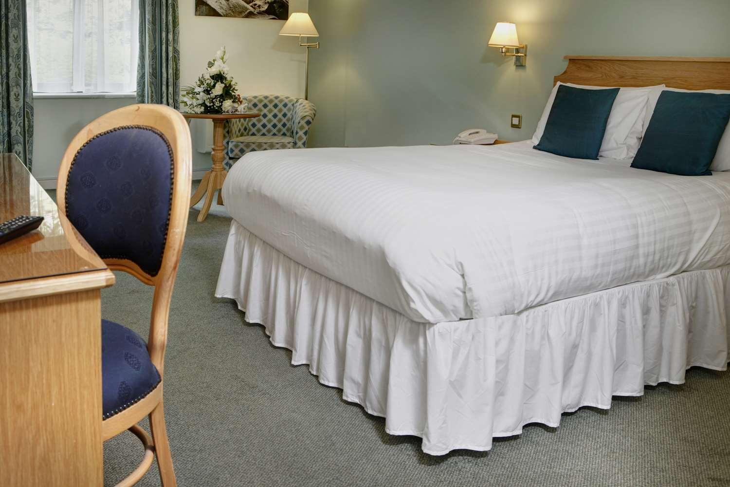 Best Western Plus Bentley Hotel, Leisure Club & Spa Thorpe on the Hill  Bagian luar foto