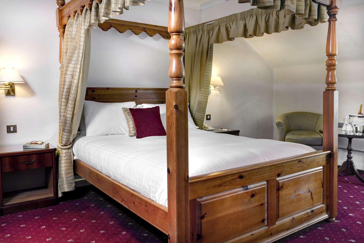 Best Western Plus Bentley Hotel, Leisure Club & Spa Thorpe on the Hill  Bagian luar foto