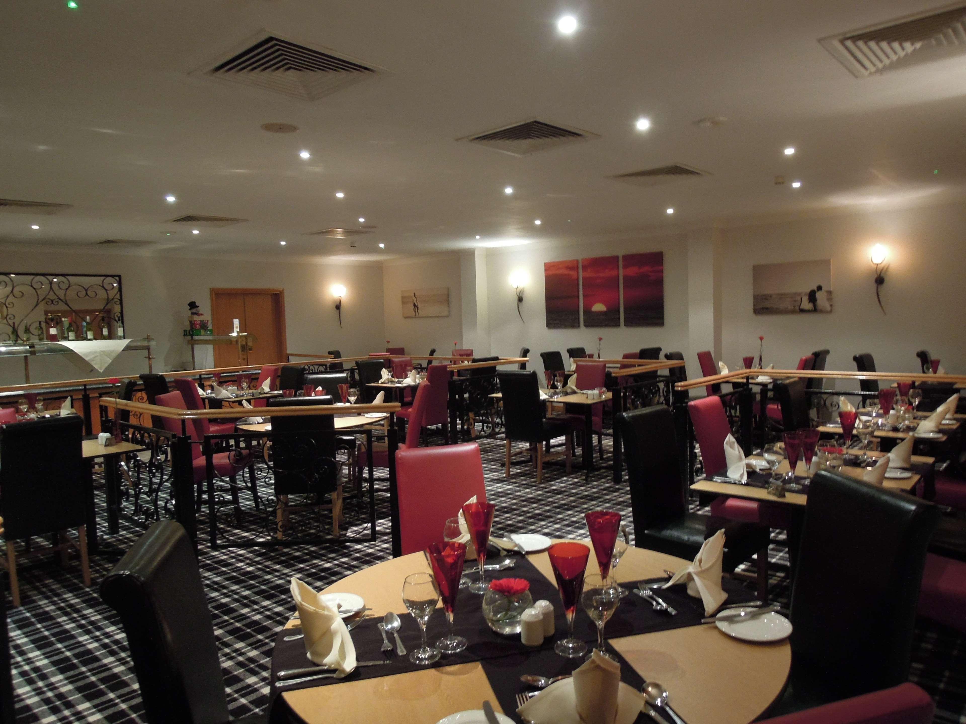 Best Western Plus Bentley Hotel, Leisure Club & Spa Thorpe on the Hill  Bagian luar foto