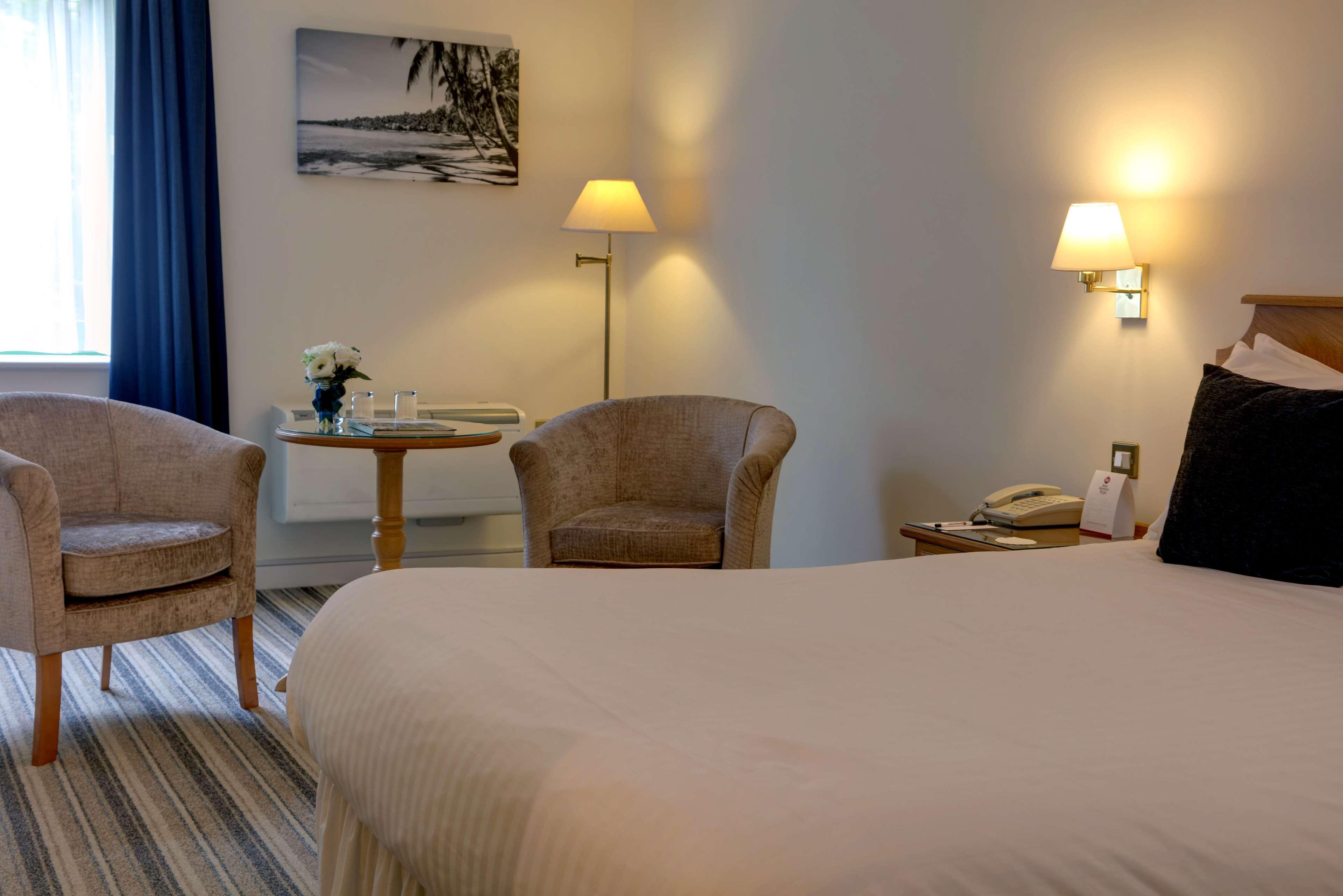 Best Western Plus Bentley Hotel, Leisure Club & Spa Thorpe on the Hill  Bagian luar foto