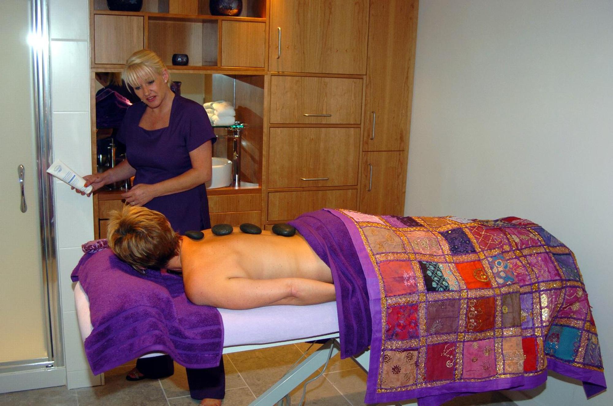 Best Western Plus Bentley Hotel, Leisure Club & Spa Thorpe on the Hill  Bagian luar foto
